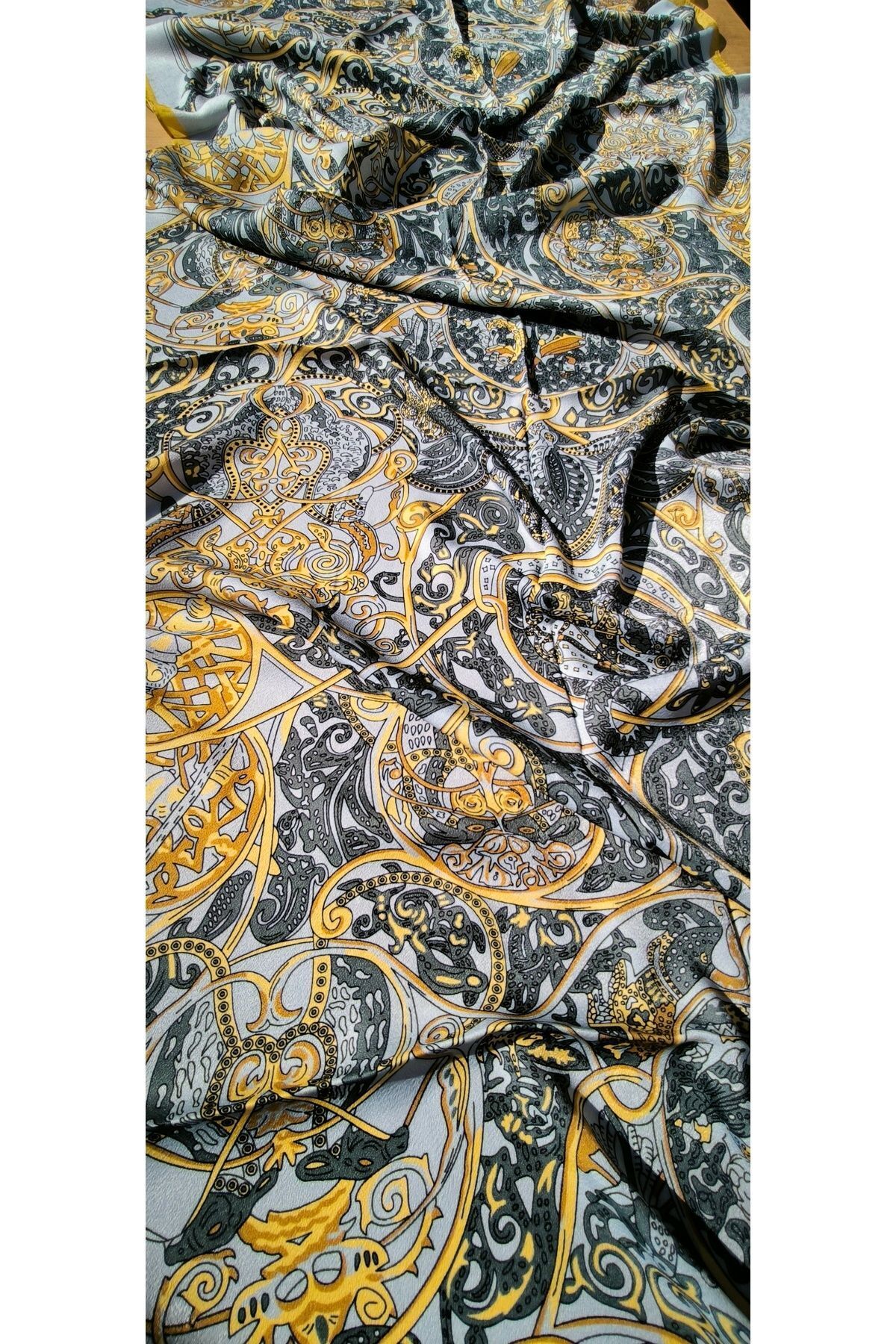 Premium Etnik Tibet Desenli Vual Ipek Cardion Şal Sarı
