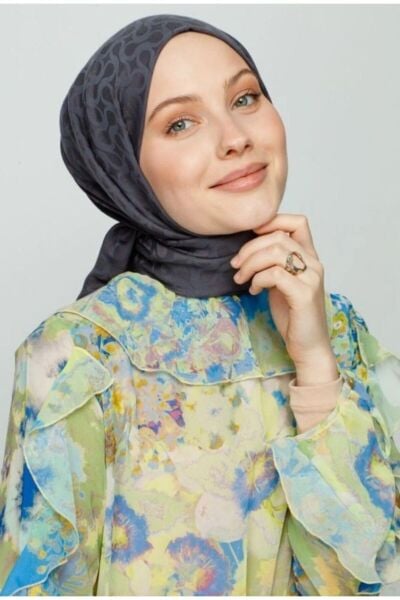 Kadın Tesettür İpeksi Pamuk Jakar Bloom Desen Şal*Füme
