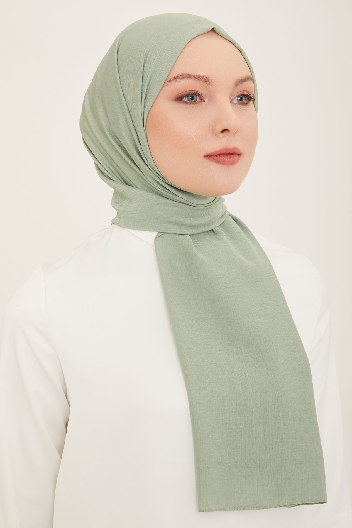 Armine Trend Woody Düz Pamuklu Şal Kadın Tesettür Hijab KÜF YEŞİLİ