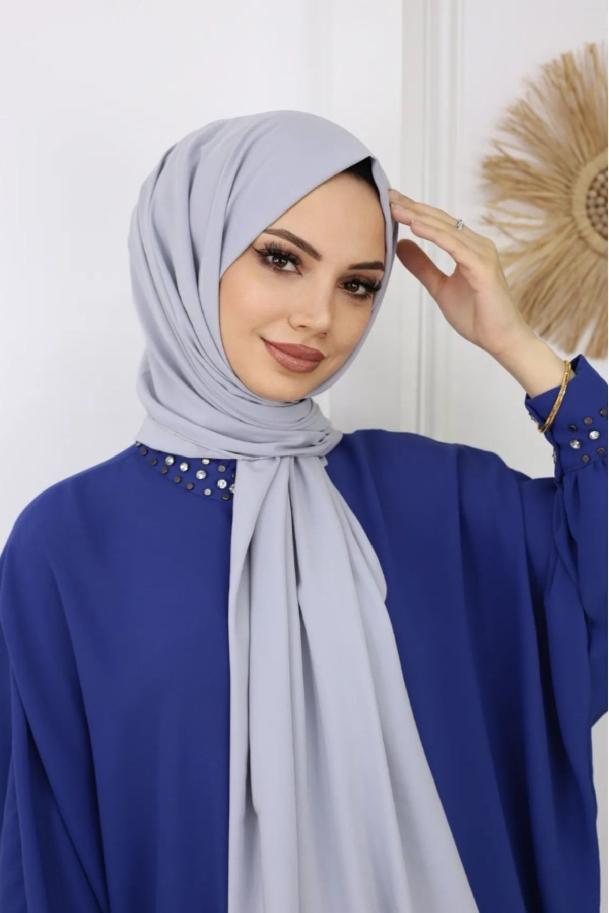Tesettür Hijab Medine İpeği Şal Gümüş