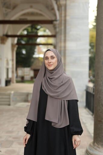 Tesettür Hijab Medine Ipeği Şal*koyu Vizon