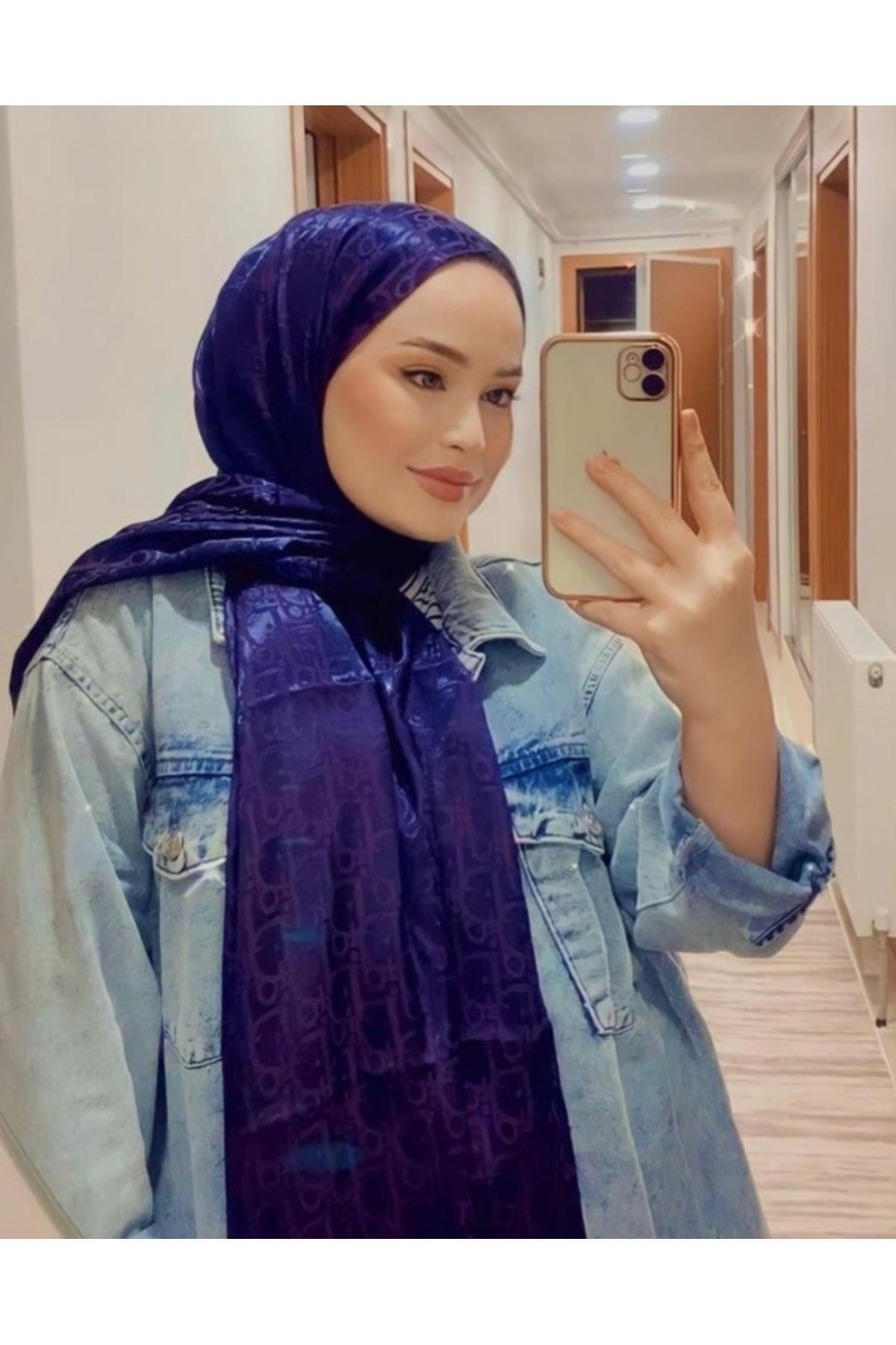 Kadın Tesettür Ipeksi Parlak Jakar D Desen Şal*lacivert