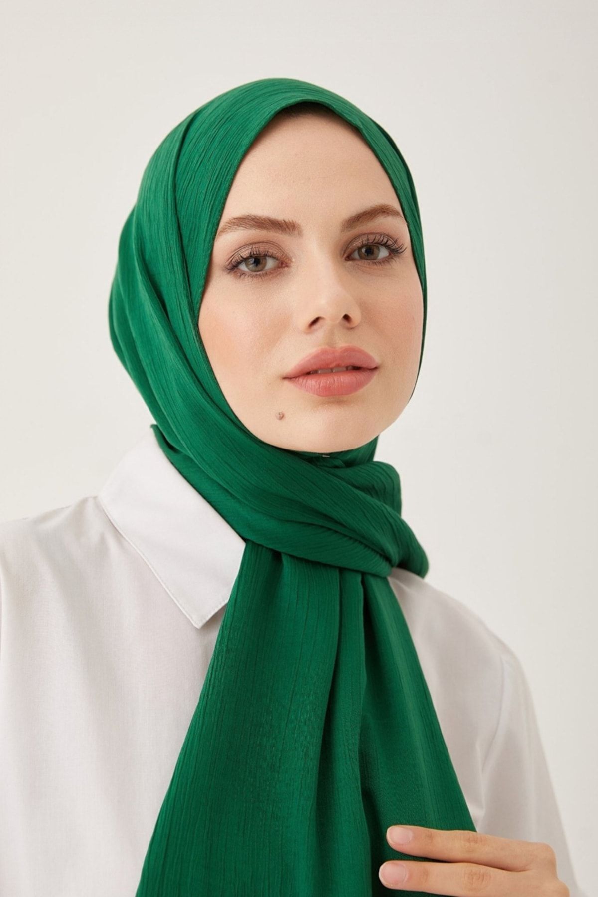 Kadın Tesettür Ipeksi Krinkıl Şal*benetton Yeşili