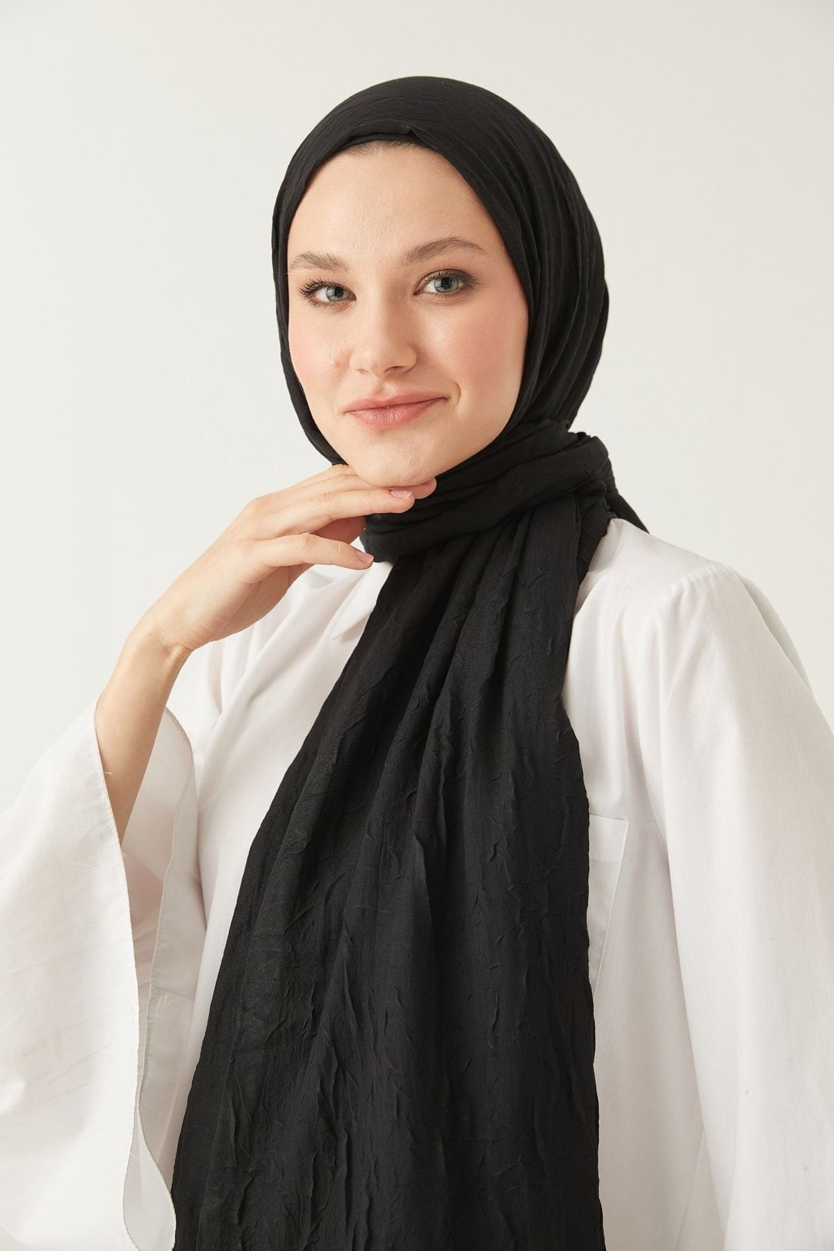 Kadın Tesettür Bambu Kraş Şal*siyah