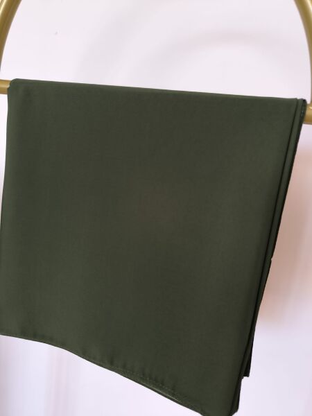 QUEEN MEDİNE İPEĞİ İNCE YAZLIK EŞARP 140*140cm