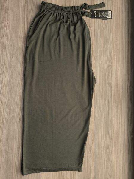 Büyük Beden Pamuklu Likralı Viskon İnce Yazlık Cepli Penye Kapri Pijama Pantolon