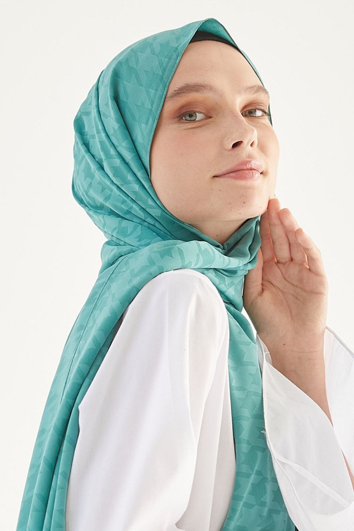 Kadın Tesettür Ipeksi Jakar Kazayağı Desen Şal*mint Yeşili