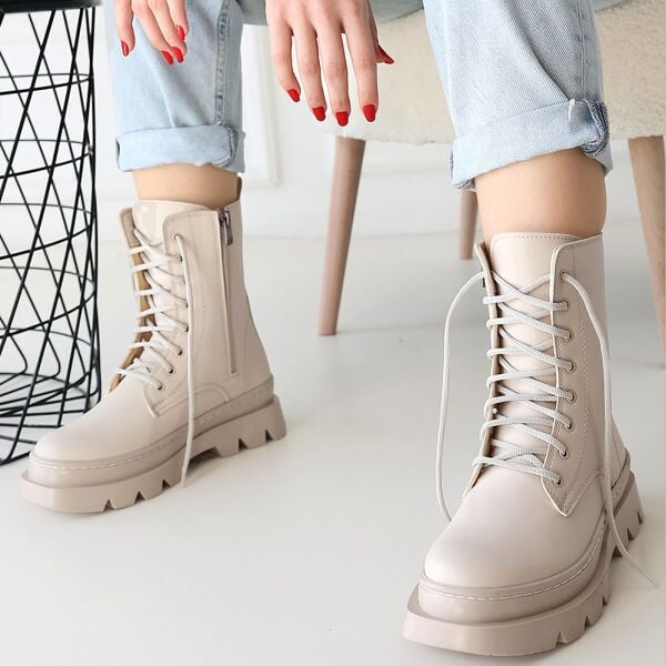 FRESCO SCARFS Bej Cilt Bağcıklı Bot 250550