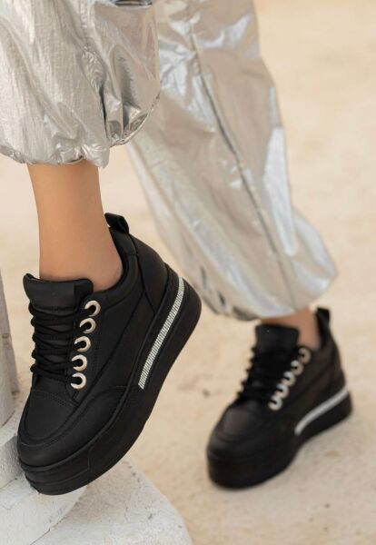 Lulu Siyah Cilt Bağcıklı Spor Ayakkabı 259690