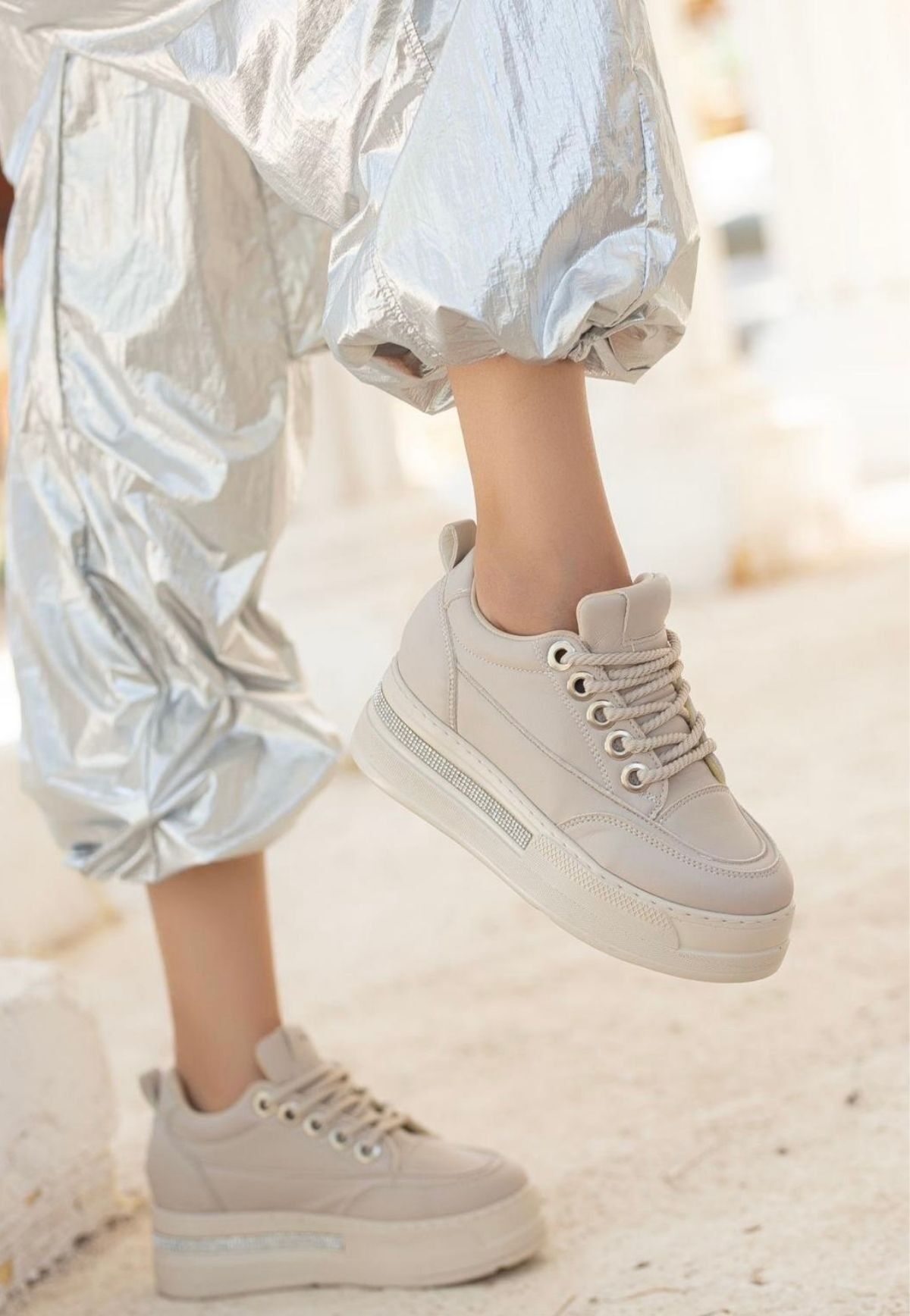 Lulu Bej Cilt Bağcıklı Spor Ayakkabı 259679