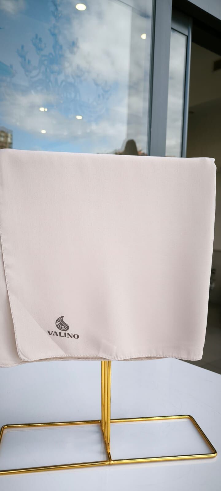 QUEEN MEDİNE İPEĞİ İNCE YAZLIK EŞARP 110*110cm